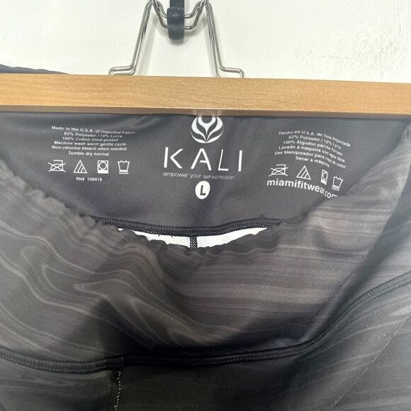 Peloton Miami Fit Wear Boo Crew tights by Kali - size Large - Picture 6 of 7